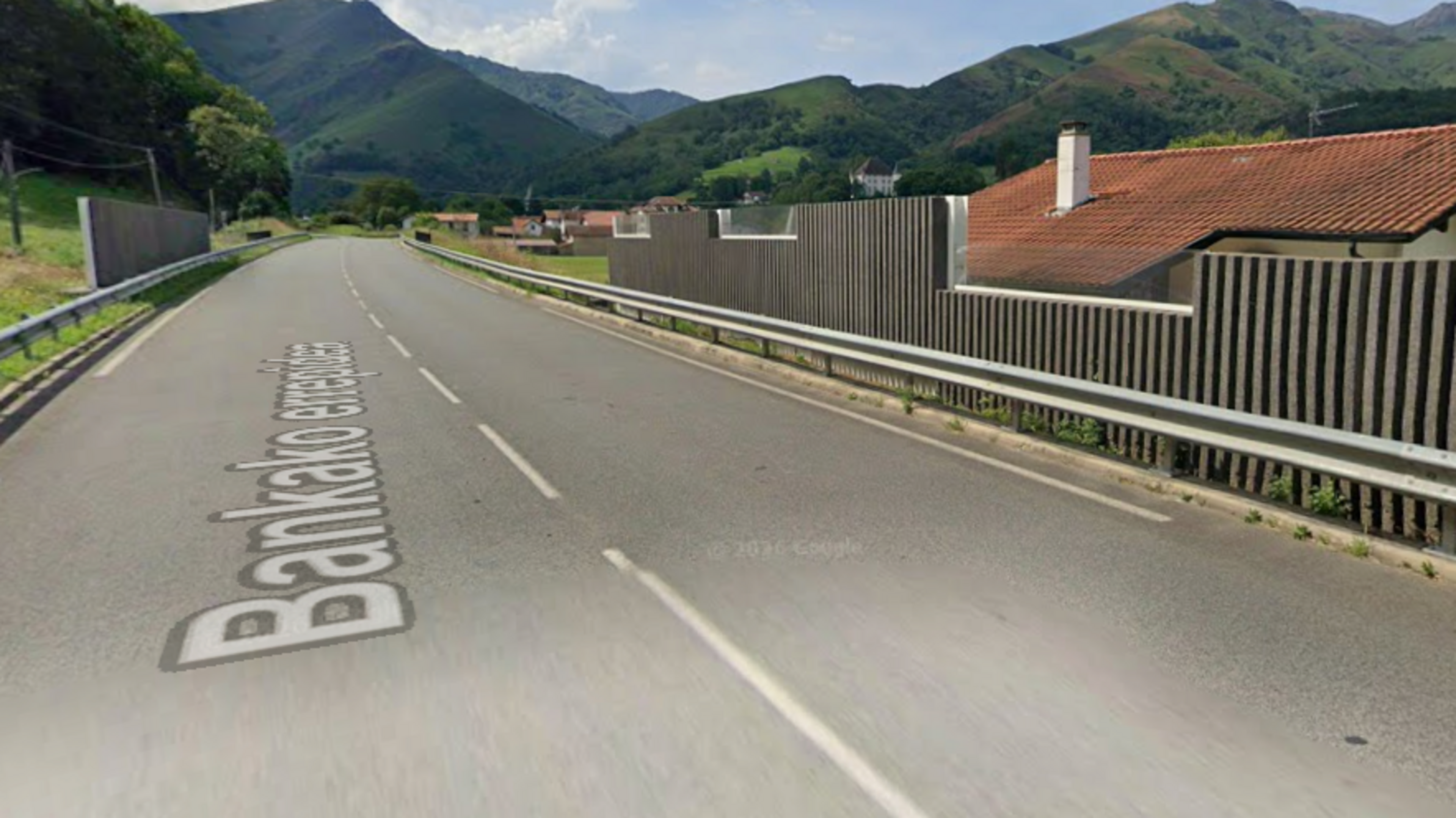 ’Nederlandse motorrijder in kritieke toestand naar Spaans ziekenhuis na frontale botsing’